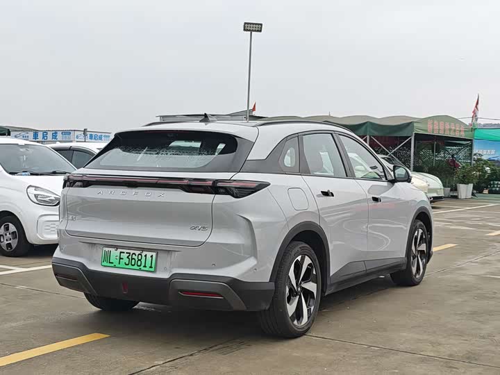 BAIC Arcfox Alpha T5 2026 2026款 增程 1215 元境智行版