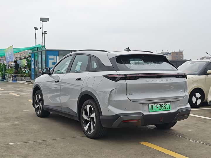 BAIC Arcfox Alpha T5 2026 2026款 增程 1215 元境智行版