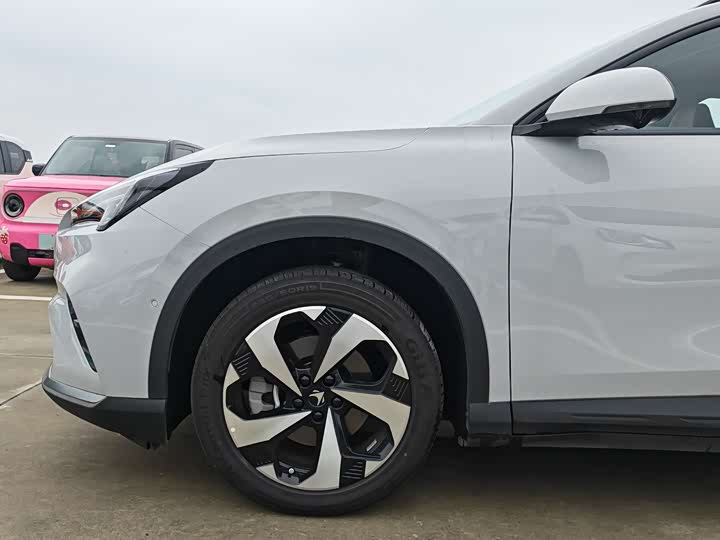 BAIC Arcfox Alpha T5 2026 2026款 增程 1215 元境智行版