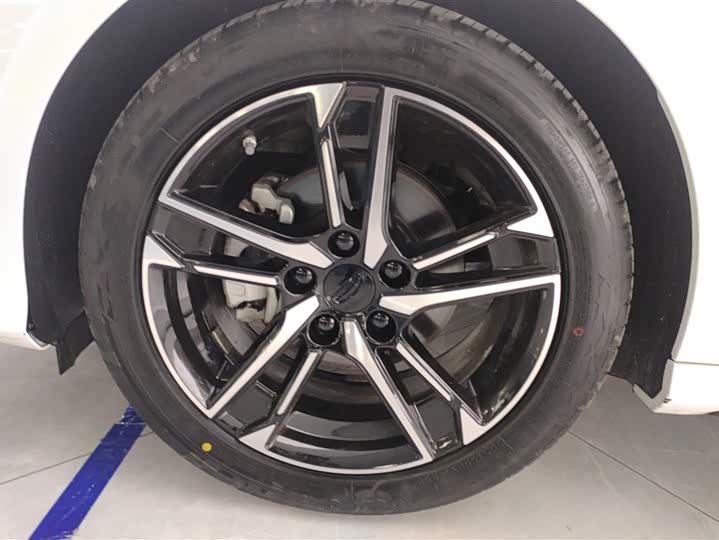 Geely Binrui 2024 2024款 缤瑞COOL 1.5T DCT冠军版
