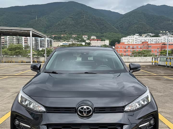 Фото 1 - Toyota Wildlander