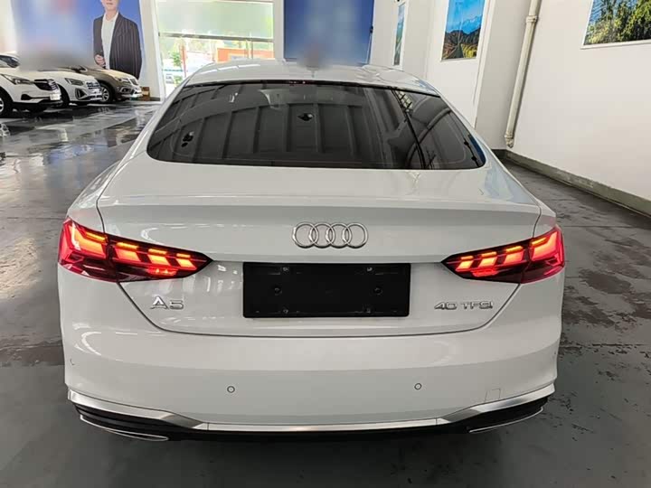 Audi A5 2024 2024款 Sportback 40 TFSI 时尚动感型