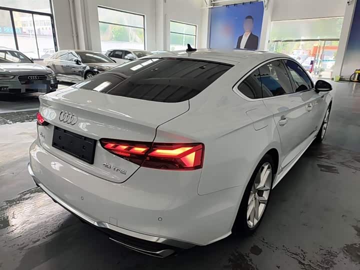 Audi A5 2024 2024款 Sportback 40 TFSI 时尚动感型