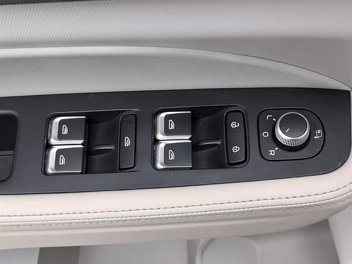 Geely Icon 2023 2023款 1.5TD 巧克力醇巧版
