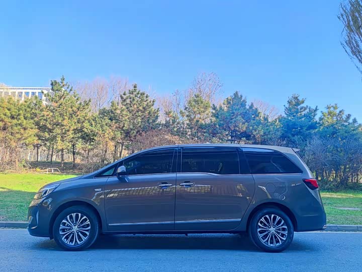 Buick GL8 ES 2020 2020款 陆上公务舱 652T 豪华型