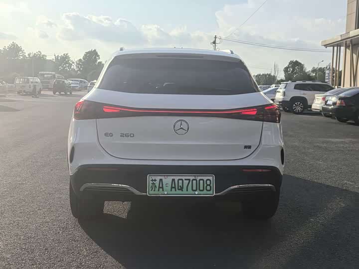 Photo 6 - Mercedes-Benz EQA