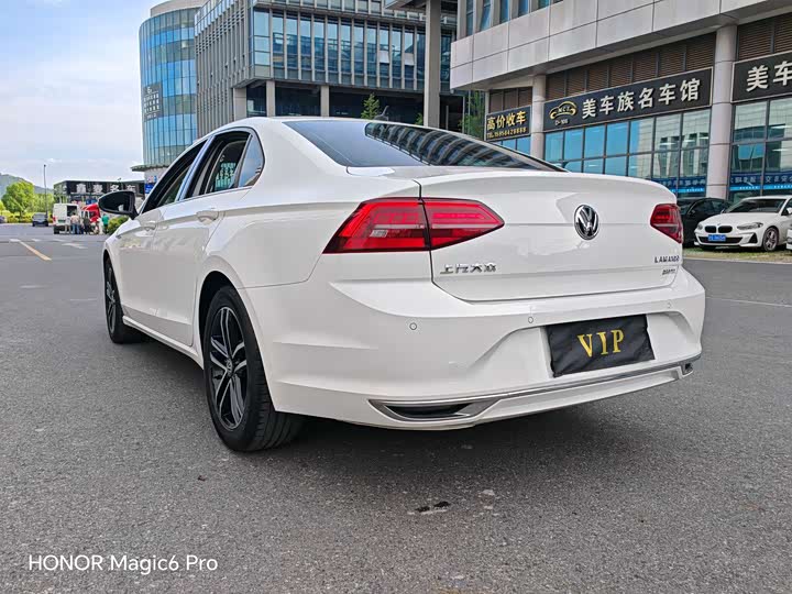 Фото 6 - Volkswagen Lamando L