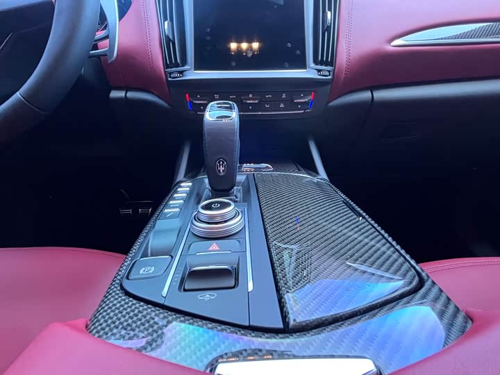 Maserati Levante 2021 2021款 3.0T 标准版