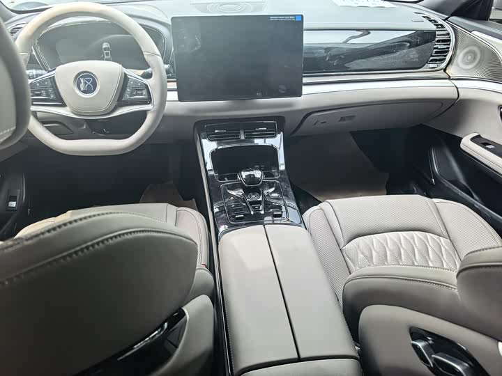 BYD Han 2025 2025款 DM-i 125KM精英型