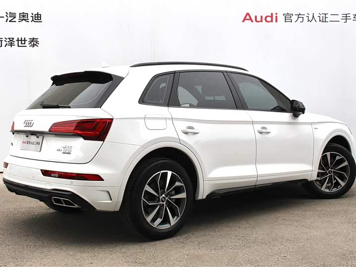 Фото 3 - Audi Q5L