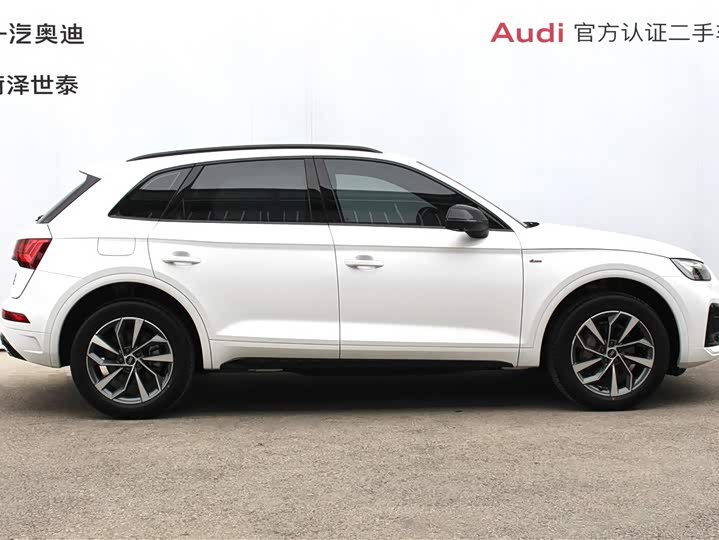 Фото 5 - Audi Q5L