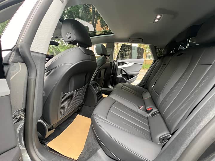 Audi A5 2024 2024款 Sportback 40 TFSI quattro 豪华动感型