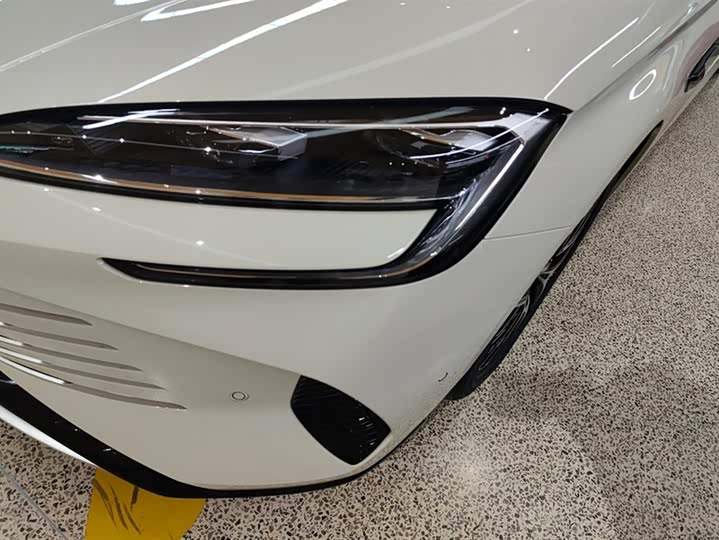 BYD Seal 07 DM-i Hybrid 2025 2025款 DM-i 1.5L 125km 尊贵型