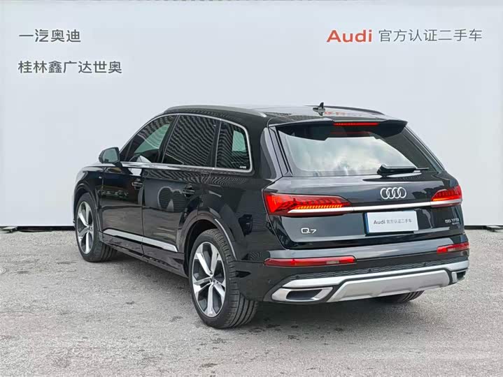 Audi Q7 2021 2021款 55 TFSI quattro S line尊贵型