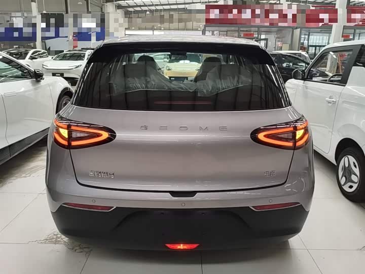 Фото 6 - Geely Galaxy Geome