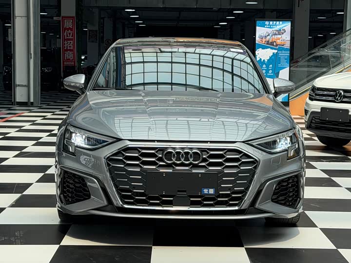 Фото 2 - Audi A3