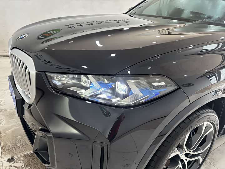 BMW X5 2026 2026款 xDrive 40Li M运动曜夜套装
