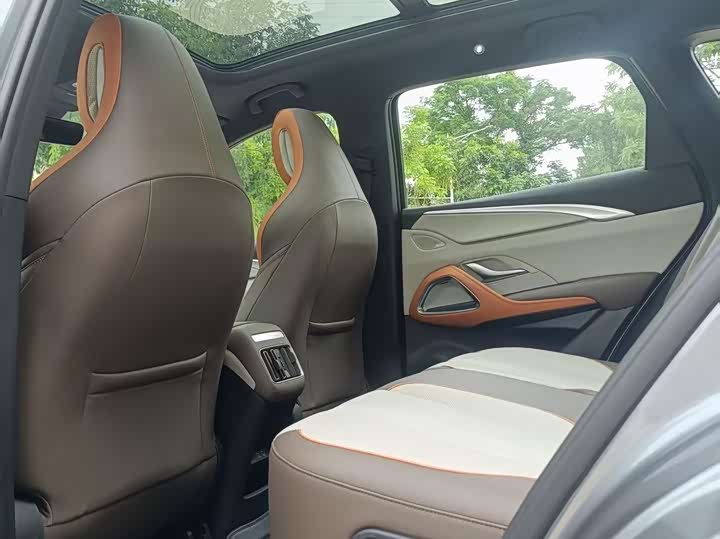 BYD Song Pro Hybrid 2022 2022款 DM-i 110km 旗舰型Pro