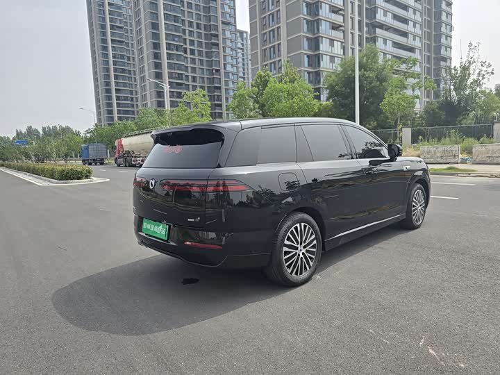 Denza N8L 2025 2025款 尊荣型