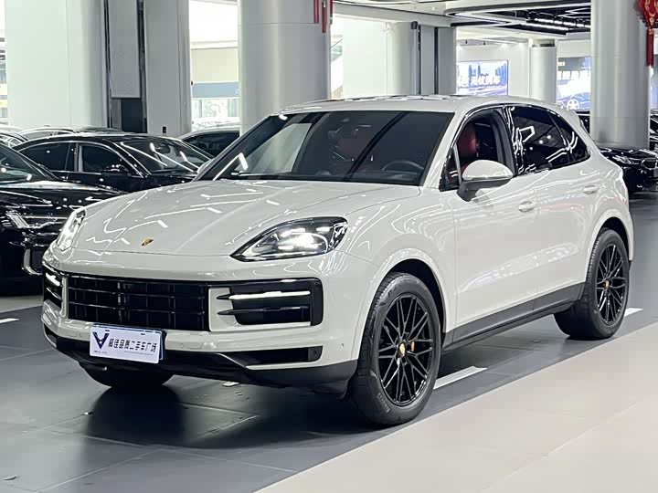 Photo 1 - Porsche Cayenne