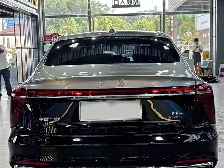 Zdjęcie 8 - Hongqi H5