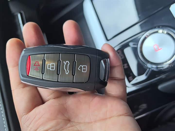 Zdjęcie 9 - Haval H6