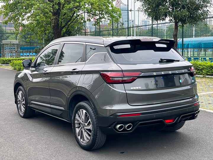Фото 5 - Geely Coolray