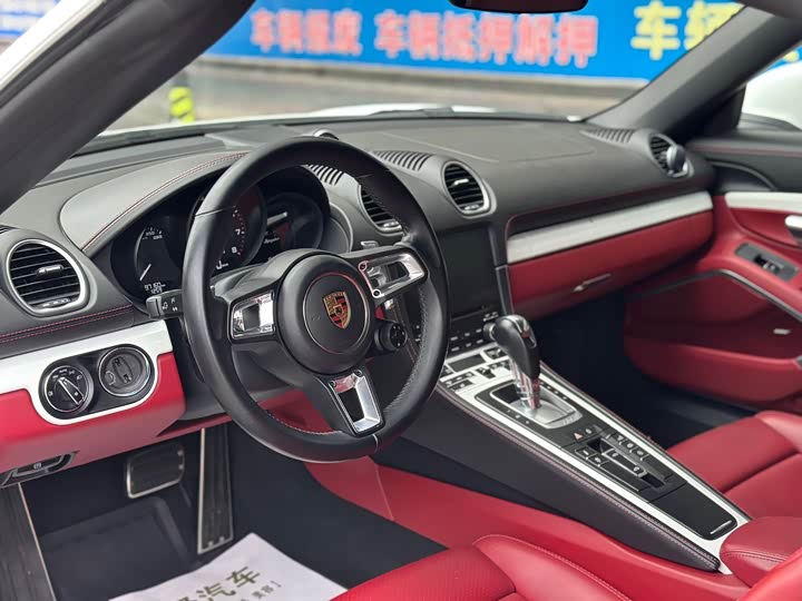 Фото 8 - Porsche 718
