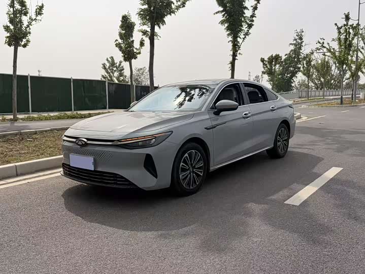 Фото 1 - Chery Fulwin A8