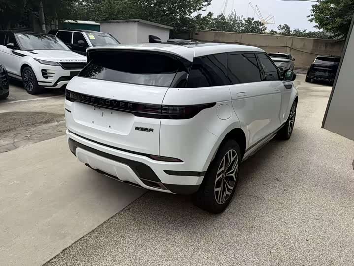 Land Rover Range Rover Evoque L 2026 2026款 揽胜极光 L SE