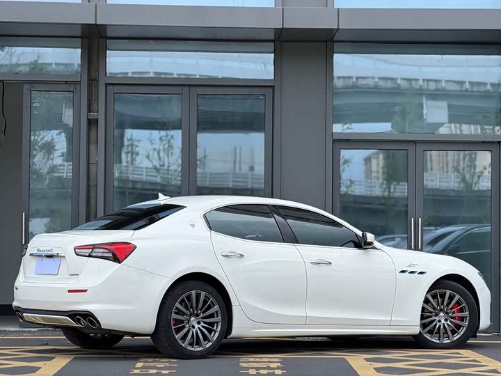 Maserati Ghibli 2022 2022款 2.0T GT锋芒版