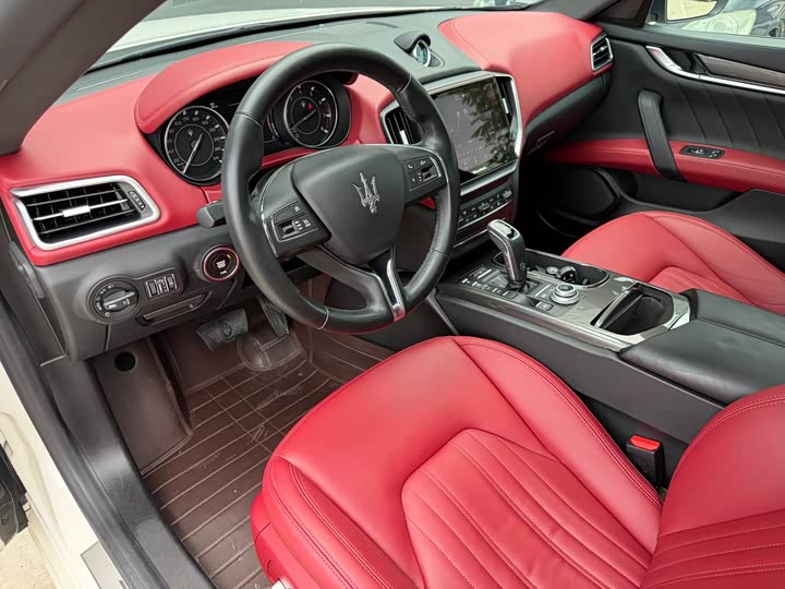 Maserati Ghibli 2022 2022款 2.0T GT锋芒版
