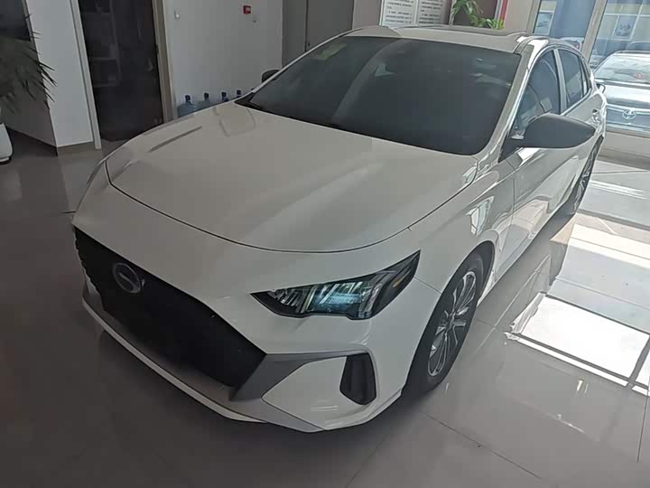 صورة 2 - GAC Trumpchi Empow R