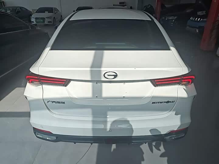 صورة 6 - GAC Trumpchi Empow R