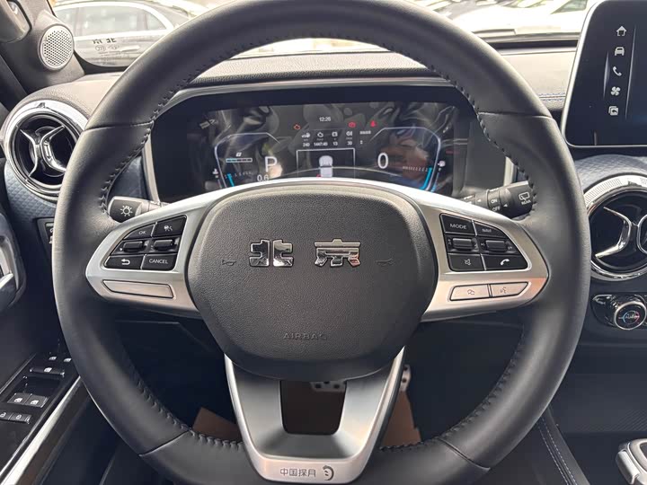 Фото 8 - BAIC Beijing BJ40