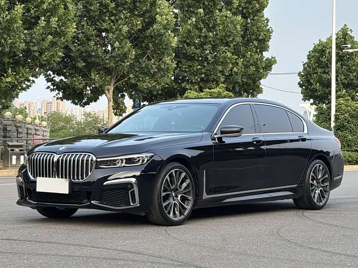Фото 1 - BMW 7 Series