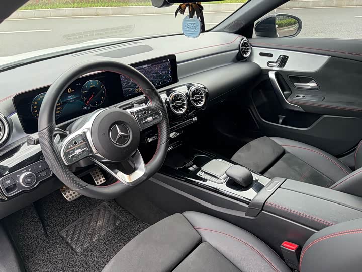 Mercedes-Benz CLA-Class 2021 2021款 CLA 200 4MATIC