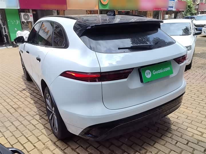 Фото 5 - Jaguar F-Pace