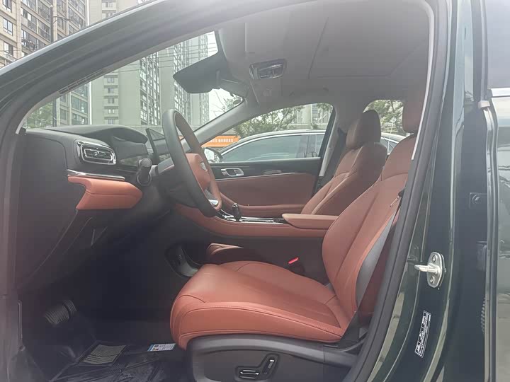 Geely Emgrand 2026 2026款 第5代 1.5T DCT旗舰型