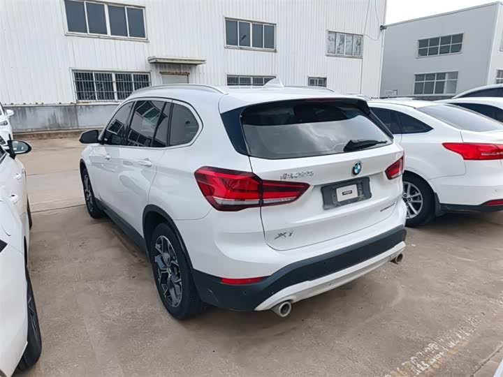 Фото 5 - BMW X1