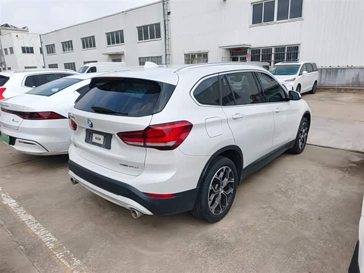 Фото 7 - BMW X1
