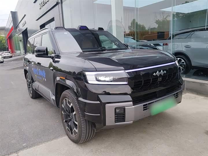 Фото 4 - BYD FangChengBao Leopard 8