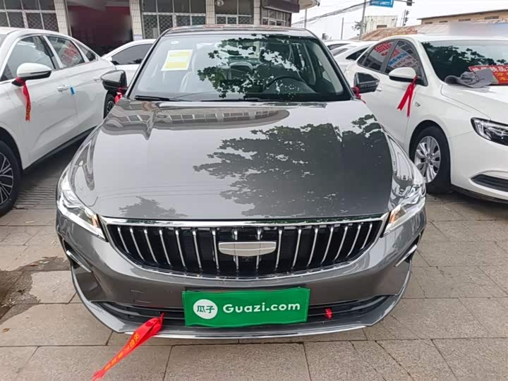 Фото 3 - Geely Emgrand