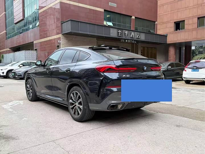 Zdjęcie 6 - BMW X6