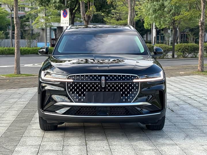 Lincoln Nautilus 2025 2025款 改款 2.0T 四驱尊逸版