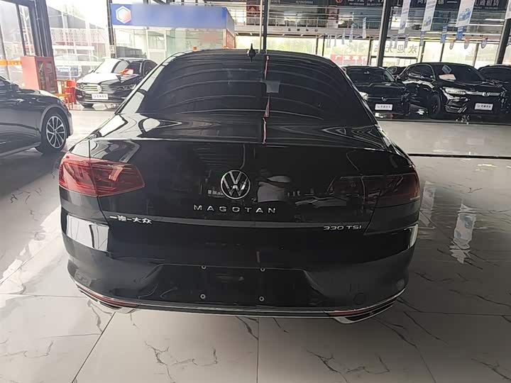Фото 6 - Volkswagen Magotan