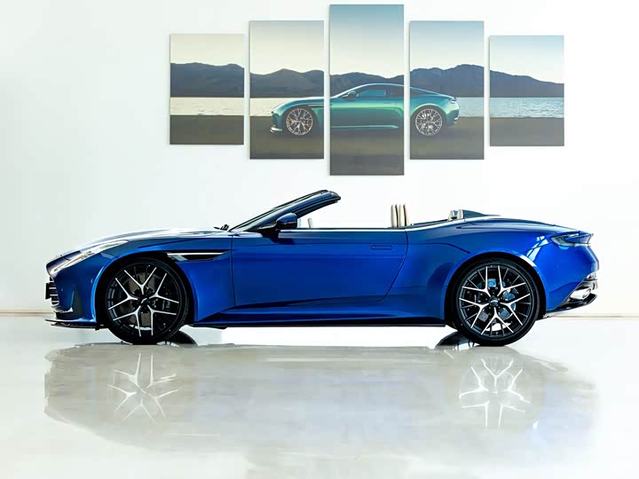 Aston Martin DB12 2025 2025款 4.0T V8 Volante