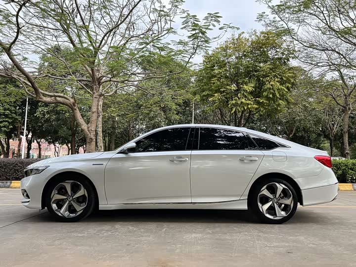 Honda Accord 2018 2018款 锐·混动 2.0L 锐智版 国V