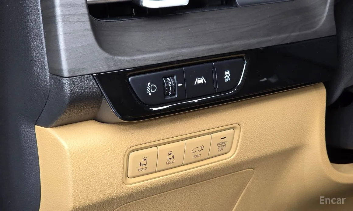 Фото 15 - Kia Carnival