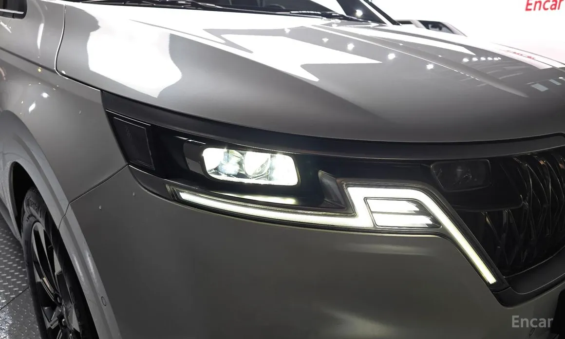 Фото 22 - Kia Carnival